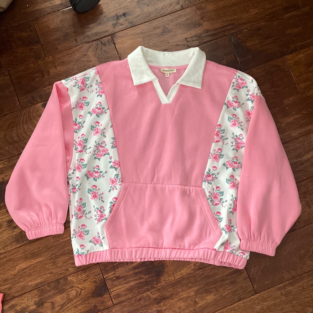 Main Strip Fleece Lined Sweat Shirt. Small NWOT